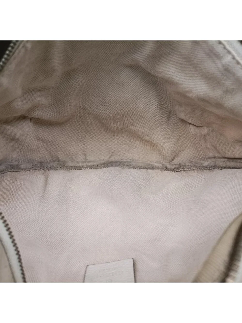 Gucci brand color